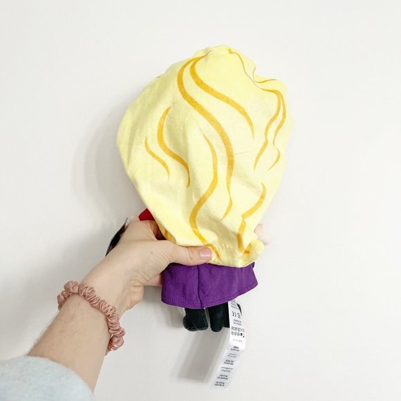 ✨ NWT Disney Hocus Pocus Sarah Sanderson Plush | Disney - Picture 3 of 4